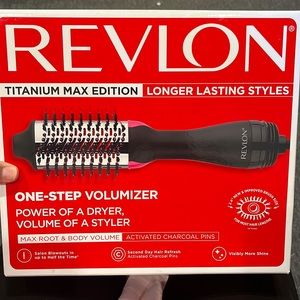 Revlon titanium max edition one-step volumizer hair dryer,black,pink and silver.